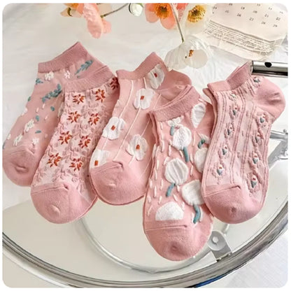 5 Pairs of Kawaii Cute 3D Textured Floral Ankle Socks